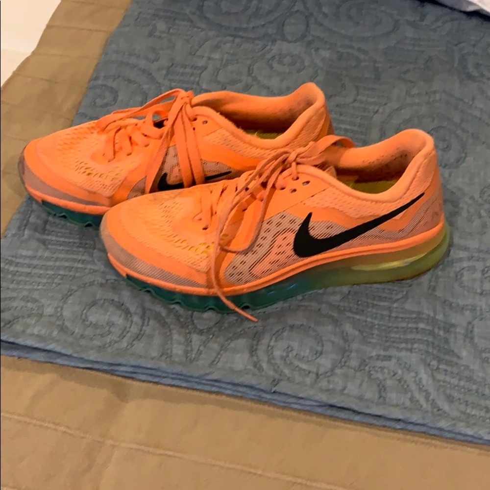 Women’s Nike Airmax